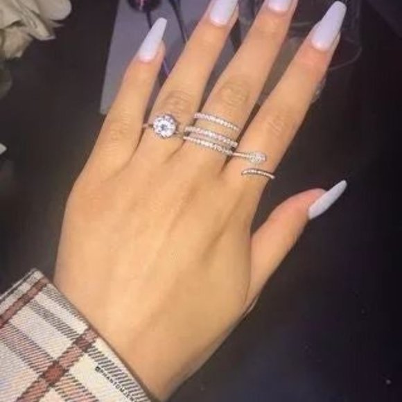 ♡New sterling silver white sapphire ring - Picture 2 of 5